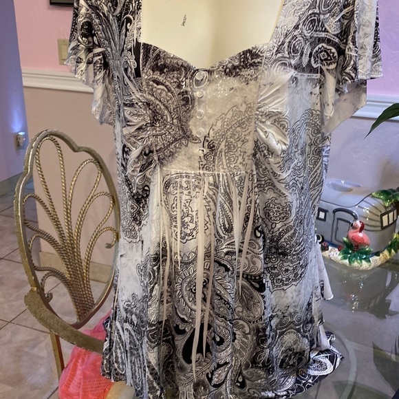 L womens black stretch cap sleeve regular size top XL - Picture 1 of 5